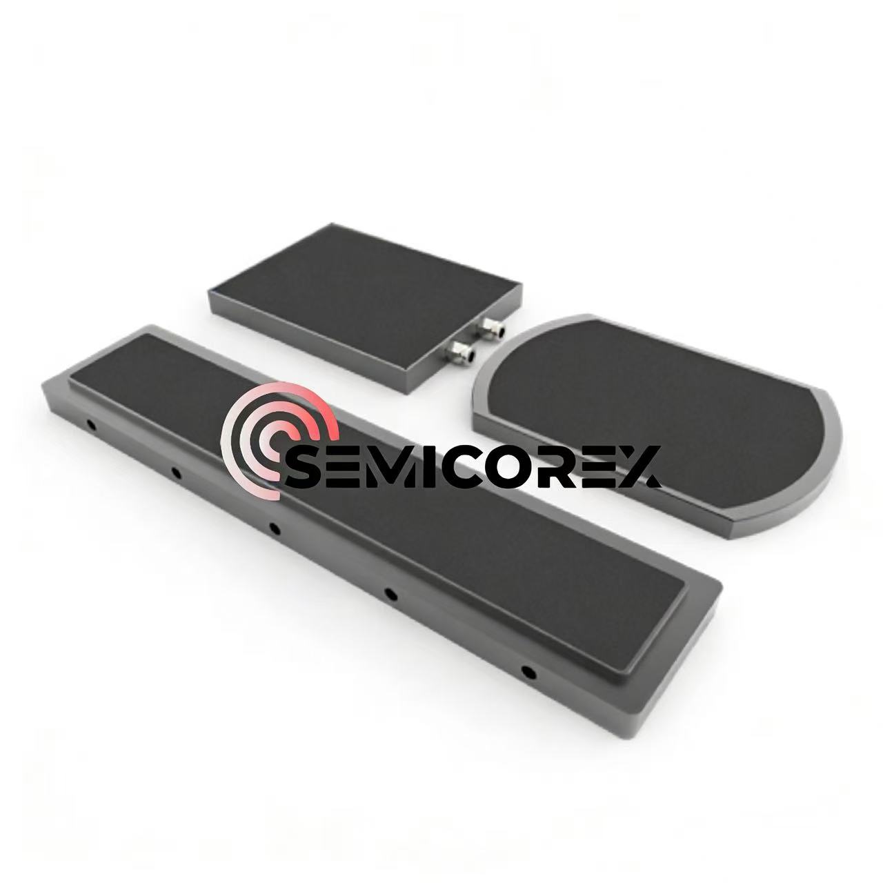 Chucks Fholúis Ceirmeacha Alúmana Dubh